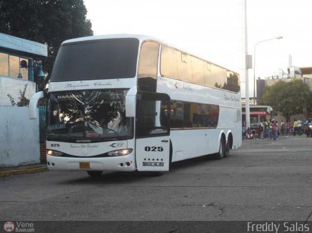 Expresos San Crist�bal 025 por Freddy Salas