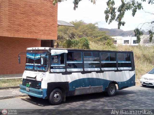 Particular o Desconocido 03 por Aly Baranauskas