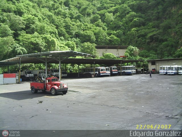 Garajes Paradas y Terminales Caracas por Edgardo Gonz�lez