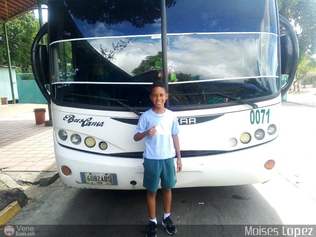 Nuestra gente Mois�s Lopez El peque�o Busologp por Raymond Kenayfati