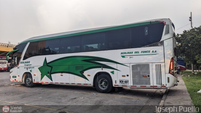 Berlinas del Fonce 8009 por Joseph Puello