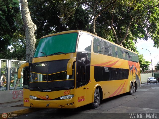 Transporte Clavellino 060 por Waldir Mata