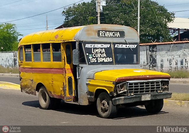 ZU - Colectivos La Limpia - La Estrella 045 por �ngel Delgado