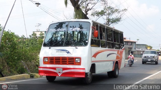 Lnea Andrs Bello 97 por Leonardo Saturno