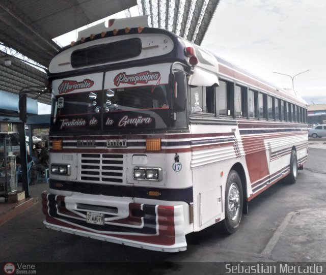 Expresos La Gran Colombia 17 por Sebasti�n Mercado