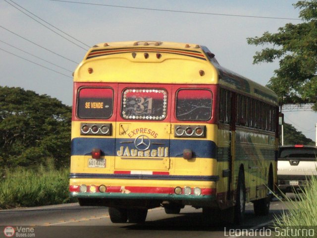 Expresos J�uregui 031 por Leonardo Saturno