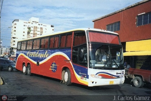 Expresos Occidente 145 por J. Carlos G�mez