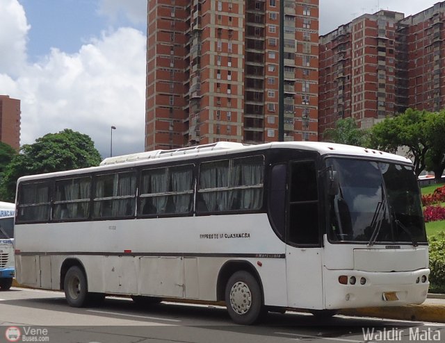 Expresos La Guayanesa 105 por Waldir Mata