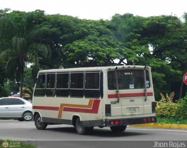 LA - Ruta 5 106 por Jhonangel Montes