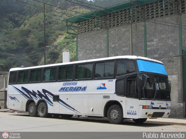 Expresos M�rida 0209 por Pablo Acevedo