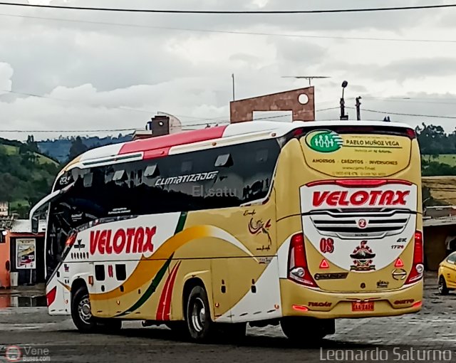 Particular o Desconocido 03 por Leonardo Saturno