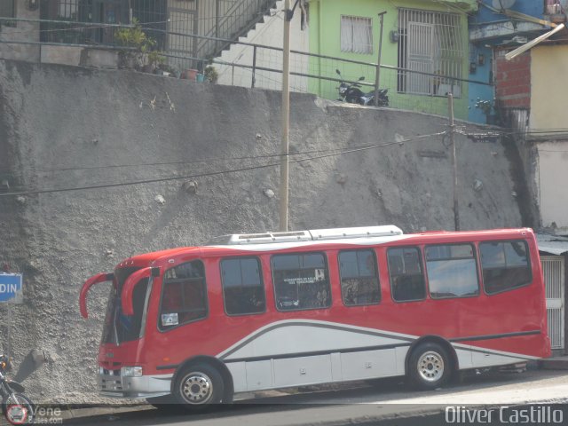 Particular o Desconocido 0292 por Oliver Castillo