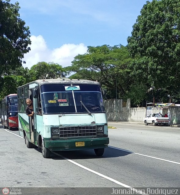 DC - S.C. Plaza Espa�a - El Valle - Coche 143 por Jonnathan Rodr�guez