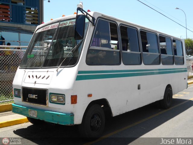 TA - A.C. L�nea Jos� Amando P�rez 22 por Jos� Mora