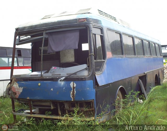 En Chiveras Abandonados Recuperaci�n 010 por Arturo Andrade