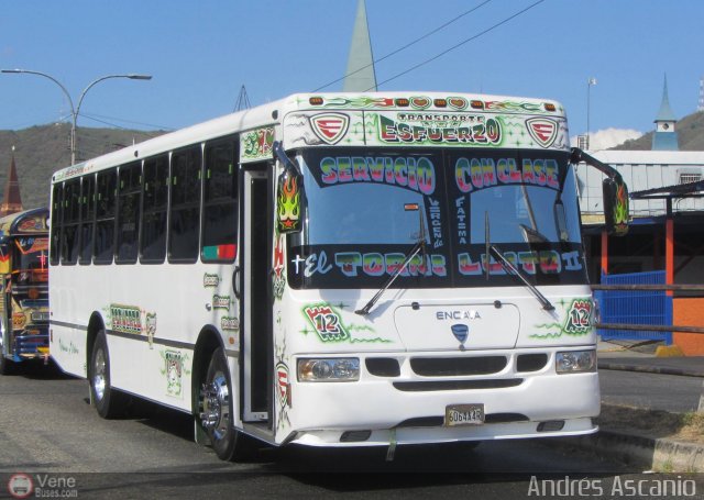 Transporte El Esfuerzo 12 por Andr�s Ascanio
