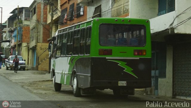 Particular o Desconocido 486 por Pablo Acevedo