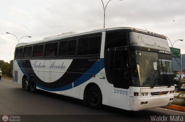 A.C. Mixta de Transporte T�chira M�rida R.L. 0104 por Waldir Mata