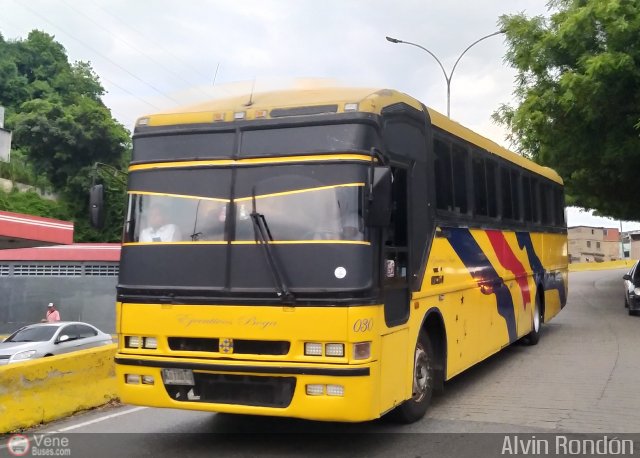 Ejecutivos Boga 30 por Alvin Rond�n