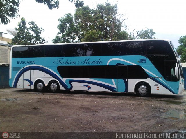 A.C. Mixta de Transporte T�chira M�rida R.L. 0122 por J. Carlos G�mez