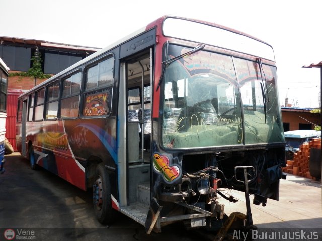 En Chiveras Abandonados Recuperaci�n 95 por Aly Baranauskas