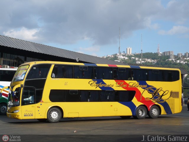 Expresos Los Llanos 045 por J. Carlos G�mez