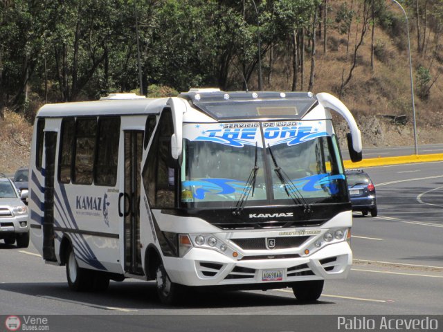 Particular o Desconocido 187 por Pablo Acevedo