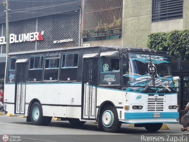 A.C. L�nea R�o Cristal 008 por Rams�s Zapata