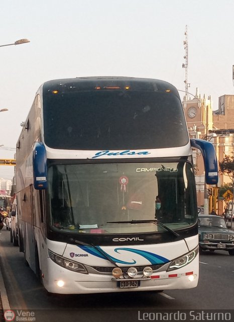 Julsa Angeles Tours S.A.C. 962 por Leonardo Saturno