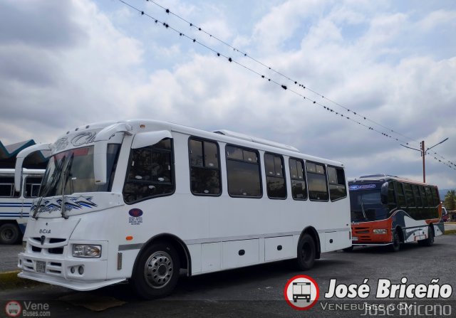 Garajes Paradas y Terminales Valera por Jos� Brice�o