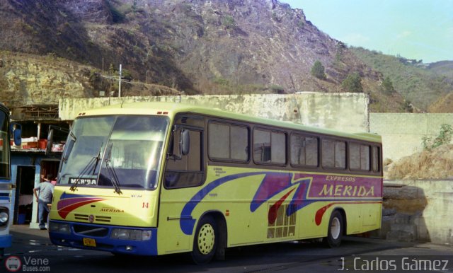 Expresos M�rida 0014 por Pablo Acevedo