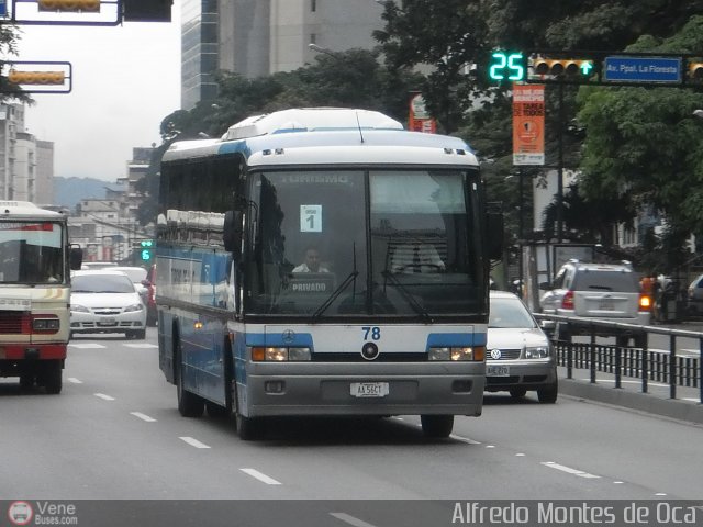 Turismo de Lujo 078 por Alfredo Montes de Oca