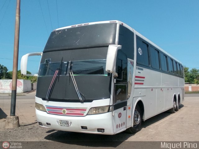 Expresos Camarg�i 1050 por Miguel Pino