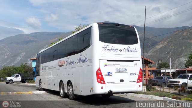 A.C. Mixta de Transporte T�chira M�rida R.L. 2001 por Leonardo Saturno