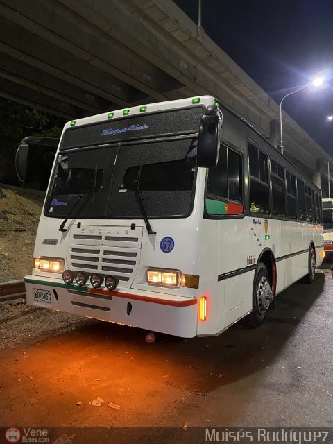 Transporte Unido 057 por Mois�s Rodr�guez