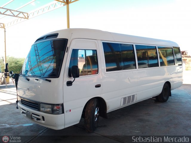 Transporte de Personal San Benito C.A. SB-118 por Sebasti�n Mercado