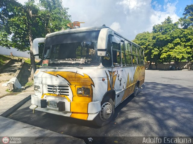 MI - Colectivos El Encanto 24 por Adolfo Escalona