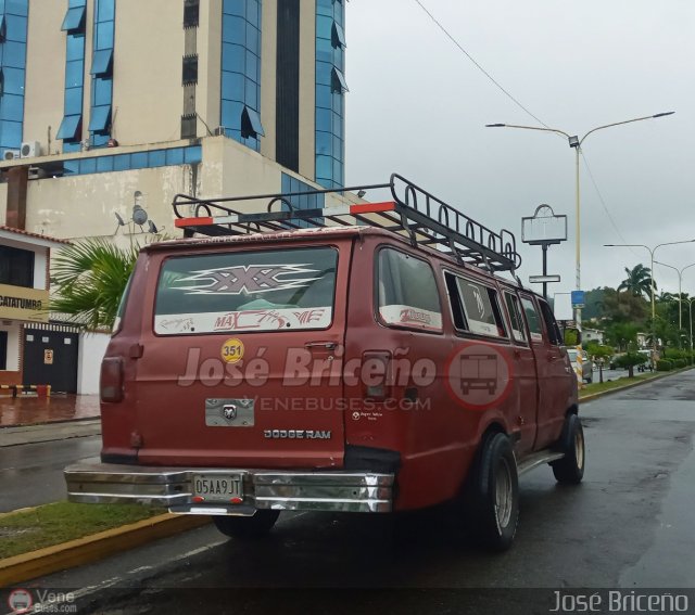 TU - L�nea Circunvalaci�n 48 A.C. 351 por Jos� Brice�o