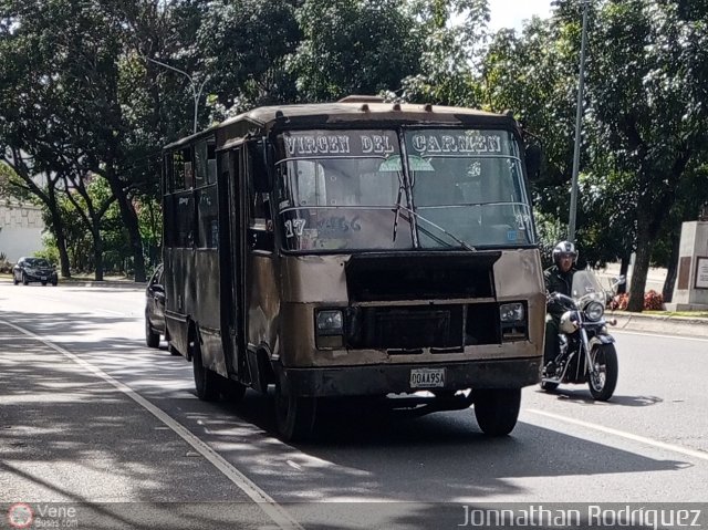 DC - S.C. Plaza Espa�a - El Valle - Coche 140 por Jonnathan Rodr�guez