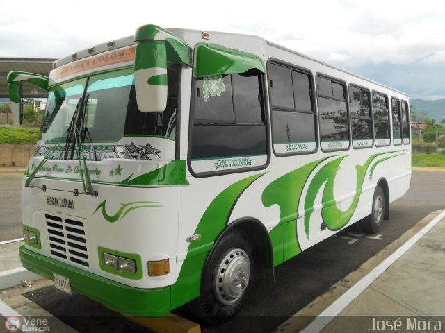 A.C. L�nea Col�n 31 por Jos� Mora