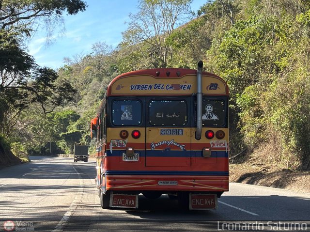 Asociaci�n Civil Nivar 29 por Leonardo Saturno