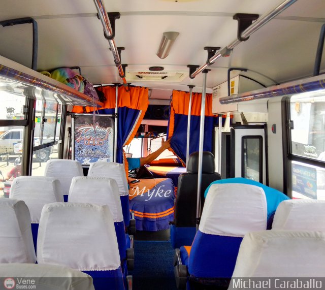 U.C. Caracas - Los Caracas 280 por Michael Caraballo