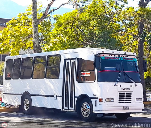 Unin Expresos Tovar 26 por Kleyzer Caldern