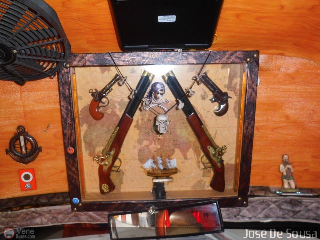 DC - Uni�n L�dice - Silencio 45 por Waldir Mata