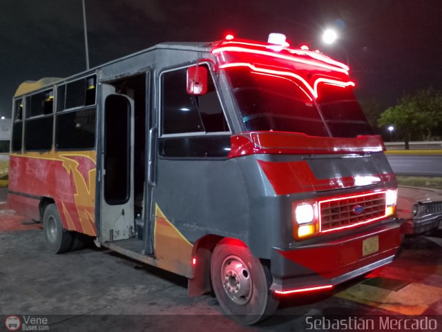 ZU - U.C. Barrio La Polar 835 por Sebasti�n Mercado