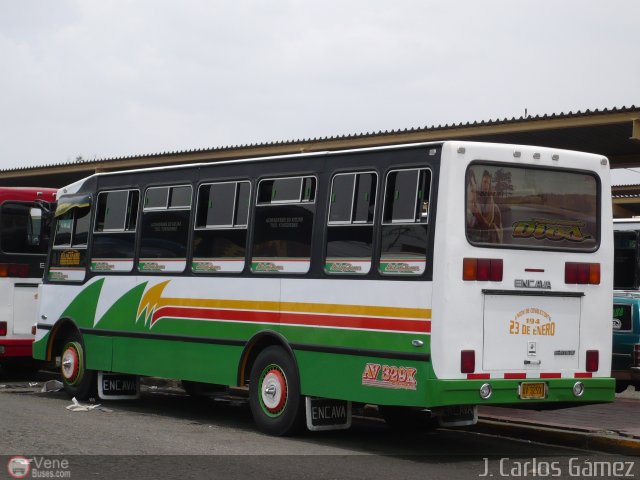 U.C. 23 de Enero 194 por J. Carlos Gámez