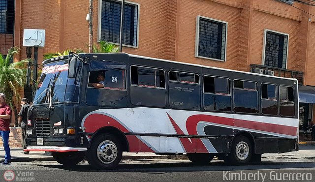 AR - Uni�n de Conductores Delicias - Casta�o 34 por Kimberly Guerrero