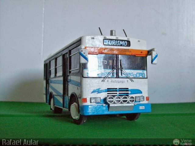 Maquetas y Miniaturas 46 UCSM por Rafael Aular