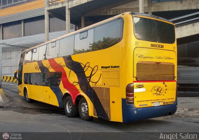Expresos Los Llanos 229 por �ngel Sal�n