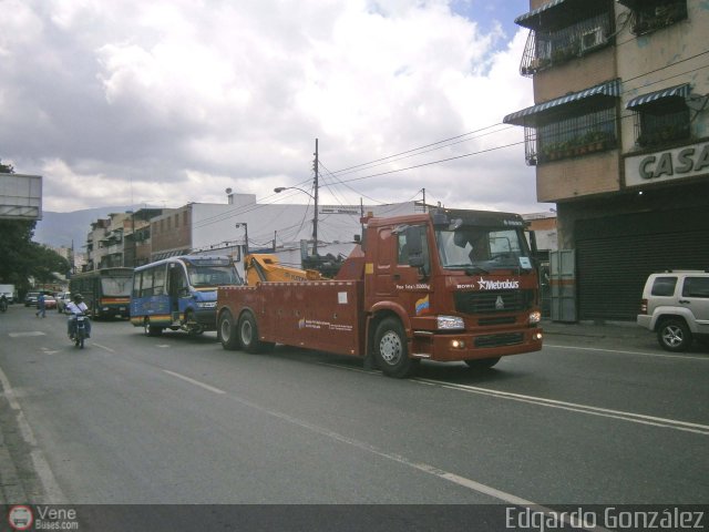 Metrobus Caracas GRUA-06 por Edgardo Gonz�lez